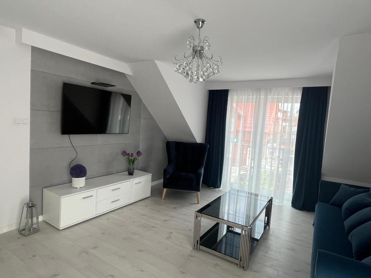Golden Residence Леба Екстериор снимка